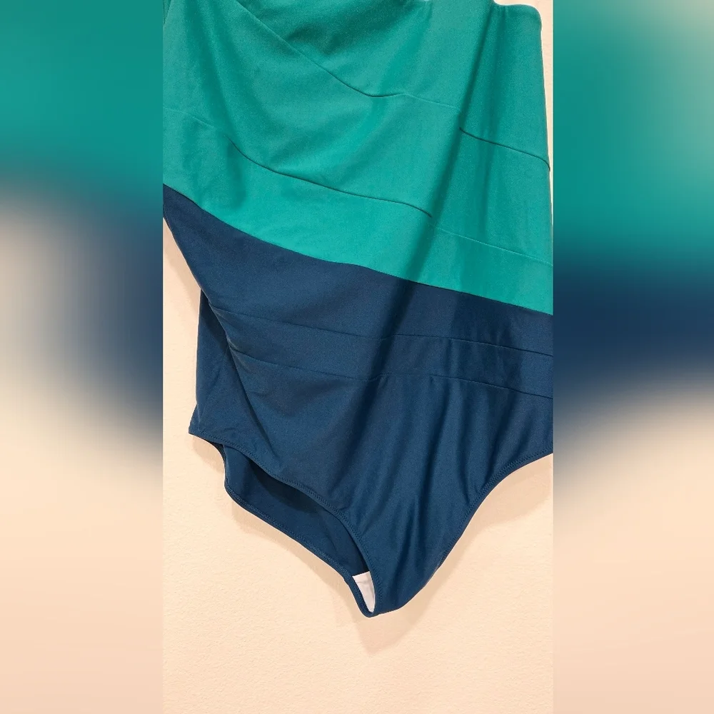 Summersalt The Sidestroke Swimsuit one‎ piece in Blue Lagoon White size 20